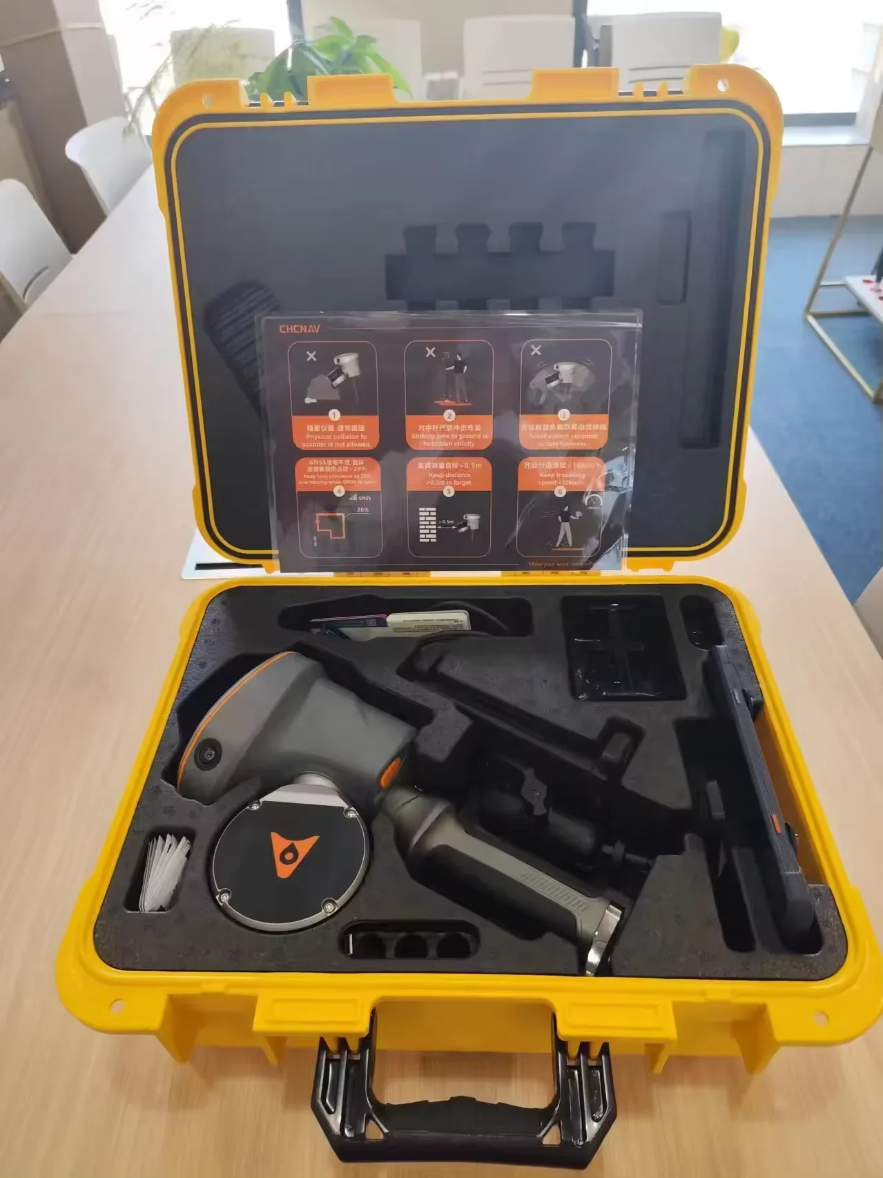 2026 CHCNAV RS10 Handheld 3D L - огляд і ціна Industrial Laser Systems